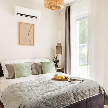 Villa Estelle - Pool, Jacuzzi, Sauna - Balaton Balatonkenese