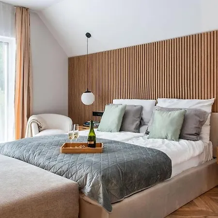 Estelle - Pool, Jacuzzi, Sauna - Balaton * Balatonkenese